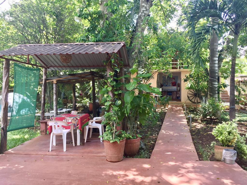 Yaxche Centro Hostal Y Camping Bacalar Eksteriør billede